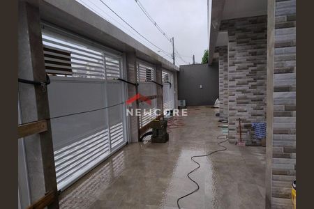 34_photo/94ce1f9c4d.f4a5c666155909d5-ATLAS-350e02ff-32b7-446a-a31e-810f663ff5c3.jpg de casa à venda com 2 quartos, 52m² em Maracanã, Praia Grande