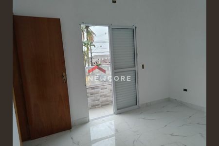 7_photo/94ce1f9c4d.f4a5c666155909d5-ATLAS-df04ca61-61cb-41a6-b6a9-731e4d71ba2e.jpg de casa à venda com 2 quartos, 52m² em Maracanã, Praia Grande