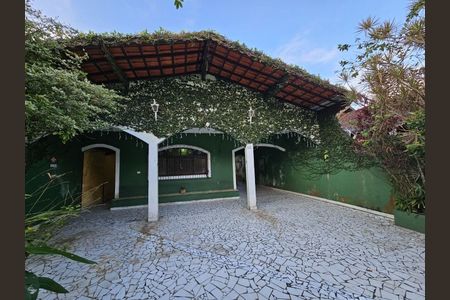 2_photo/94ce1f9c6d.b37fb779aadef412-ATLAS-34ba38be-5bf7-4e90-a9f7-3cbaf25d5436.jpg de casa à venda com 2 quartos, 211m² em Maracanã, Praia Grande