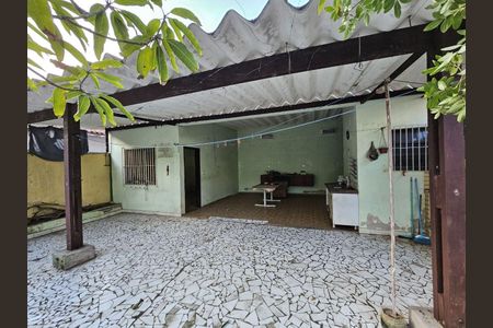 11_photo/94ce1f9c6d.b37fb779aadef412-ATLAS-ece8c4f6-74e7-4f00-99af-e07d7841c81f.jpg de casa à venda com 2 quartos, 211m² em Maracanã, Praia Grande