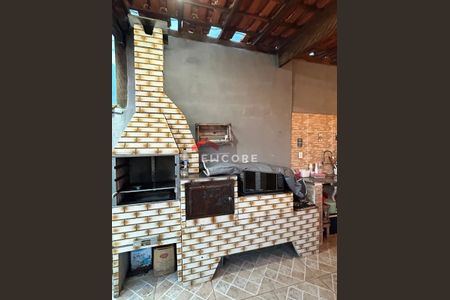 19_photo/94ce1f9c7f.93b8fa184532727f-ATLAS-b5bb086d-1c79-46e7-9014-e32d43ca564d.jpg de casa de condomínio à venda com 3 quartos, 151m² em Maracanã, Praia Grande