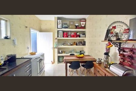 4_photo/94ce1f9ca9.a824f5d462c04ebd-ATLAS-b2d1bfbb-98e6-445b-8189-4ca3512dd840.jpg de casa à venda com 3 quartos, 142m² em Maracanã, Praia Grande