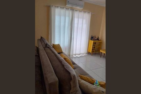 2_photo/94ce1f9d15.8c52b96fc5fb8ee2-ATLAS-1892f0d0-24e1-4c67-b92e-017cd83ffa3c.jpg de casa à venda com 2 quartos, 80m² em Maracanã, Praia Grande