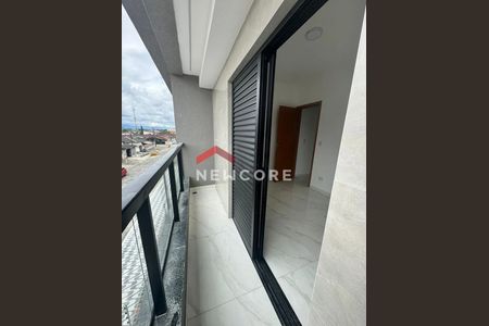 8_photo/94ce1f9d1b.cef17660cfa7d457-ATLAS-3adfb461-03a2-4e6b-93b4-860773c05a32.jpg de casa à venda com 2 quartos, 90m² em Maracanã, Praia Grande