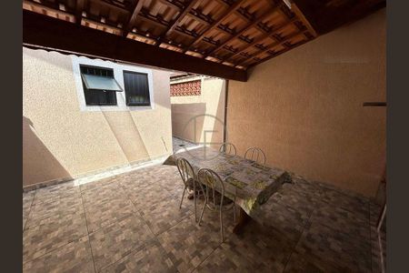 18_photo/94ce1f9d3f.f348c8852f19f3bd-ATLAS-d43c2230-4b70-4086-b6a3-d0d45f2266e4.jpg de casa à venda com 3 quartos, 100m² em Maracanã, Praia Grande