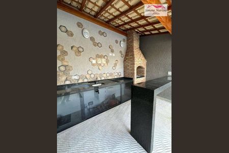 3_photo/94ce1f9d69.61c38ff2e5c73e7d-ATLAS-2f888904-3220-48cd-a7a7-807a1e2b458b.jpg de casa à venda com 2 quartos, 49m² em Maracanã, Praia Grande