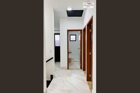 3_photo/94ce1f9d69.a36441c8b1be6cc3-ATLAS-8576ec8b-31e7-4bfc-b0a8-d812ba6f12ee.jpg de casa à venda com 2 quartos, 55m² em Maracanã, Praia Grande