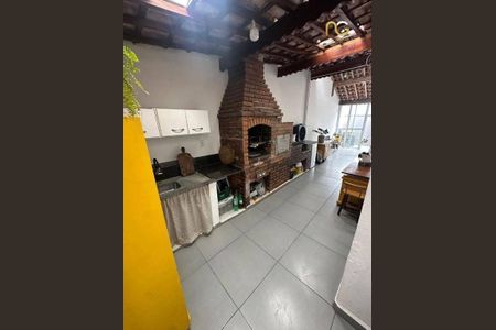 4_photo/94ce1f9d6f.ccfee957a0edc138-ATLAS-53de53cf-ca80-4384-b33f-d9e5ab63ceb9.jpg de casa à venda com 1 quarto, 33m² em Maracanã, Praia Grande