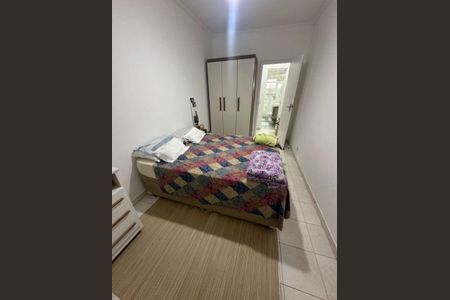 4_photo/94ce1f9d6f.ccfee957a0edc138-ATLAS-953d98d4-2a67-453c-8625-7d89f3b52a36.jpg de casa à venda com 1 quarto, 33m² em Maracanã, Praia Grande