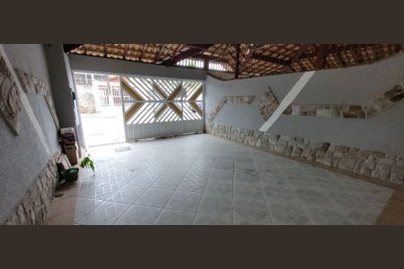 10_photo/94ce1f9dc9.1e9d1ba85beb8478-ATLAS-860fb4a9-e66d-4aba-bfab-399fc278e591.jpg de casa à venda com 3 quartos, 124m² em Maracanã, Praia Grande