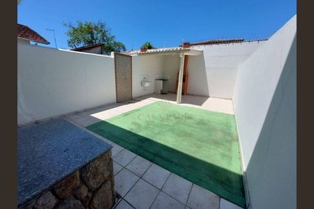 12_photo/94ce1f9de9.e3a954dfb45dd8a0-ATLAS-532d2674-6ec9-4131-a301-445e32b6dfca.jpg de casa à venda com 2 quartos, 100m² em Maracanã, Praia Grande