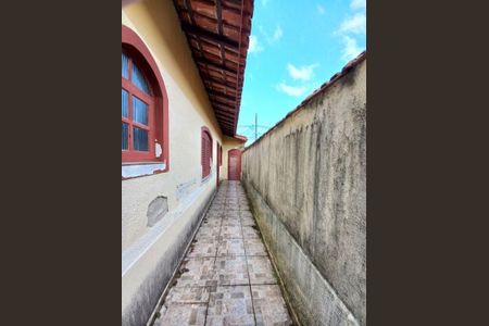 10_photo/94ce1f9e43.131c711fc740dfc3-ATLAS-6cae46c5-adf4-4e47-ad04-01f6f4b8f304.jpg de casa à venda com 2 quartos, 130m² em Nova Mirim, Praia Grande