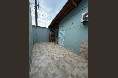 3_photo/94ce1f9e69.3aed5bbd04158097-ATLAS-832bc8a1-1a57-4f00-8409-7cc8b2514685.jpg de casa à venda com 2 quartos, 75m² em Nova Mirim, Praia Grande