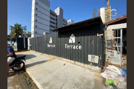 10_photo/94ce1f9eab.7c162db5e582cec8-ATLAS-e175bc46-2410-4420-b491-8c613307e44d.jpg de apartamento à venda com 2 quartos, 74m² em Maracanã, Praia Grande