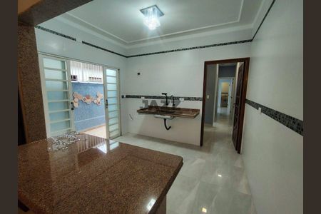 5_photo/94ce1f9ead.08f922be3a726ba4-ATLAS-76c314bf-6c0e-40e9-b41e-404d613df274.jpg de casa à venda com 2 quartos, 103m² em Maracanã, Praia Grande