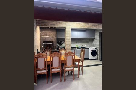 37_photo/94ce1f9ed9.1d0d827e26d2d819-ATLAS-cbb315e2-31c6-43e5-ba85-caae27f36da5.jpg de casa à venda com 3 quartos, 126m² em Maracanã, Praia Grande