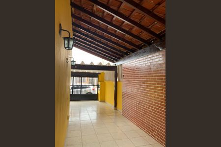 2_photo/94ce1f9f59.b8a9f91cb517b5ed-ATLAS-81cead1b-c1f7-42fa-b600-2897e4ffcf49.jpg de casa à venda com 2 quartos, 70m² em Maracanã, Praia Grande