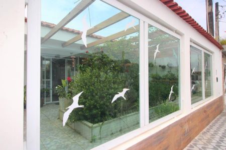 3_photo/94ce1f9f81.b60f5a7682bed42c-ATLAS-3861a183-64a7-43ab-b4a4-9ba54620bc8d.jpg de casa à venda com 3 quartos, 144m² em Nova Mirim, Praia Grande