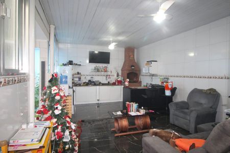 6_photo/94ce1f9f81.b60f5a7682bed42c-ATLAS-58a4884f-2956-44a9-8a45-cbefca067eae.jpg de casa à venda com 3 quartos, 144m² em Nova Mirim, Praia Grande