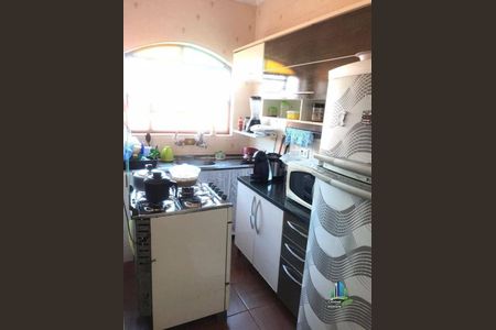 3_photo/94ce1f9fa1.6a3329eb04d37c58-ATLAS-087b8ec8-2ab5-4d80-9445-4b8b07c827c3.jpg de casa à venda com 8 quartos, 240m² em Maracanã, Praia Grande