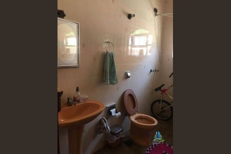 11_photo/94ce1f9fa1.6a3329eb04d37c58-ATLAS-dbbb7620-1a27-4de5-9377-ca816ef8d0df.jpg de casa à venda com 8 quartos, 240m² em Maracanã, Praia Grande