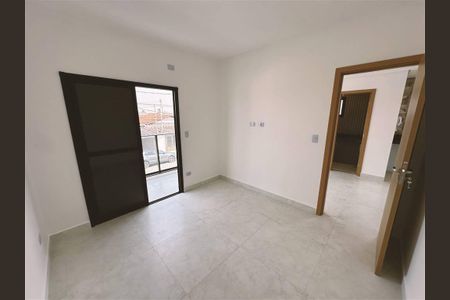 20_photo/94ce1f9fa3.5dc9712e37b3b718-ATLAS-84898ee5-dc4b-47e4-bc4d-37a13ad6c44d.jpg de casa à venda com 3 quartos, 67m² em Maracanã, Praia Grande