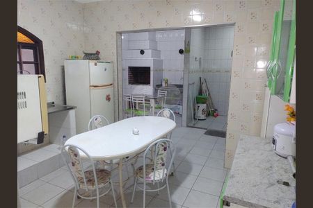2_photo/94ce1f9fbd.437e93a170927d21-ATLAS-2707b2b2-04f2-40f3-be08-0f15b37a1be4.jpg de casa à venda com 2 quartos, 89m² em Nova Mirim, Praia Grande