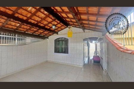 2_photo/94ce1f9fc5.4e221277b30b404d-ATLAS-2bed8a86-0457-4743-8922-b965314898f2.jpg de casa à venda com 2 quartos, 106m² em Nova Mirim, Praia Grande