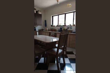 25_photo/94ce1fa06d.07fb07773285f6be-ATLAS-cf5e61fa-a831-4a56-a045-516f5c16f20a.jpg de casa à venda com 3 quartos, 171m² em Nova Mirim, Praia Grande