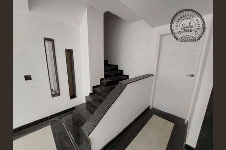 5_photo/94ce1fa0b9.a7543c20f4007d90-ATLAS-61e7fc27-a4ef-47c0-ba73-8ea1fd778c60.jpg de casa à venda com 4 quartos, 221m² em Nova Mirim, Praia Grande