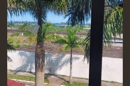 37_photo/94ce1fa0b9.a7543c20f4007d90-ATLAS-62fceb8d-15c6-4387-a46a-fe3ac1b8b99f.jpg de casa à venda com 4 quartos, 221m² em Nova Mirim, Praia Grande