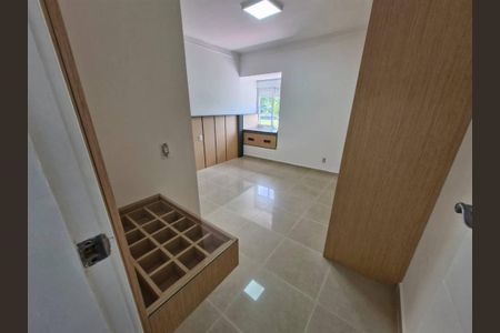 20_photo/94ce1fa0cb.c93c1d73bcbc6b6f-ATLAS-6e22ac59-28eb-4e1f-af7d-8c249c4e7bb7.jpg de casa à venda com 2 quartos, 149m² em Nova Mirim, Praia Grande