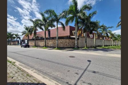 3_photo/94ce1fa0cb.c93c1d73bcbc6b6f-ATLAS-80369e11-03d2-4220-a8d1-8c83373e1a72.jpg de casa à venda com 2 quartos, 149m² em Nova Mirim, Praia Grande