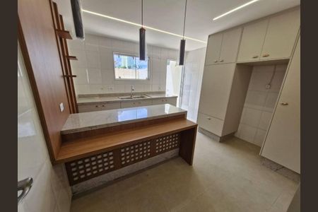 13_photo/94ce1fa0cb.c93c1d73bcbc6b6f-ATLAS-862c204d-cfb6-47ec-8cb9-9305e897a4ed.jpg de casa à venda com 2 quartos, 149m² em Nova Mirim, Praia Grande