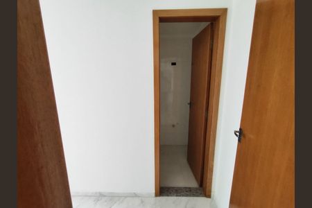 5_photo/94ce1fa0d7.36dfccfccb144500-ATLAS-0672f6bd-3ad4-4854-8830-a653ee23e9d4.jpg de apartamento à venda com 2 quartos, 76m² em Guilhermina, Praia Grande