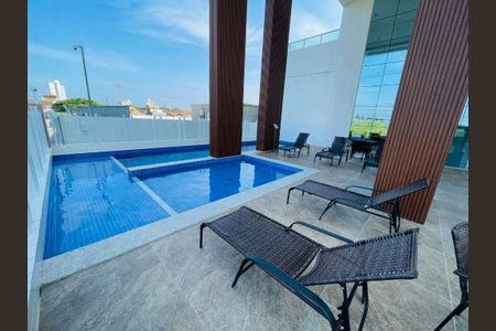 2_photo/94ce1fa0d7.67fd8a9f305c184e-ATLAS-d4ec6719-0dce-43d4-80e2-47ca5c2d1163.jpg de apartamento à venda com 2 quartos, 76m² em Guilhermina, Praia Grande