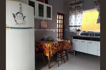 3_photo/94ce1fa795.46ae6cbe0761d4fa-ATLAS-a5cf71f1-a184-4791-a38f-1df16422f72e.jpg de casa à venda com 5 quartos, 386m² em Nova Mirim, Praia Grande