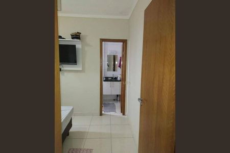 8_photo/94ce1fa855.3f79a9d7254be161-ATLAS-9ac2b2cf-68c0-41e7-a76d-8f97366d7c42.jpg de apartamento à venda com 1 quarto, 53m² em Nova Mirim, Praia Grande