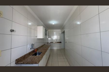 7_photo/94ce1fa857.5bf45b6c73f432d9-ATLAS-eae71101-127a-4e5c-afb9-a3b2388107cc.jpg de apartamento à venda com 2 quartos, 76m² em Nova Mirim, Praia Grande