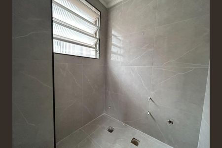 4_photo/94ce1fa857.7b194edf4d348301-ATLAS-cd4c9312-75b6-4cc2-8a53-e2115efd51f2.jpg de apartamento à venda com 2 quartos, 50m² em Nova Mirim, Praia Grande