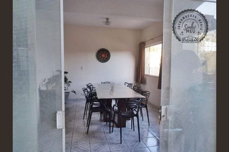 3_photo/94ce1fa869.f14d7a494a64fc38-ATLAS-0f049557-030e-48fc-b8d7-9d4a37e346ff.jpg de casa à venda com 5 quartos, 250m² em Nova Mirim, Praia Grande