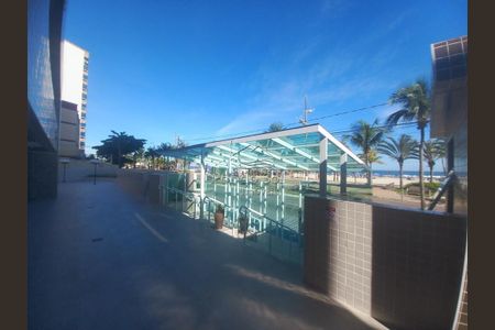 2_photo/94ce1fa8d9.5c83df70644e81bf-ATLAS-0976e2a6-d58d-498e-b2c1-1a8f9ee23c60.jpg de apartamento à venda com 2 quartos, 75m² em Nova Mirim, Praia Grande