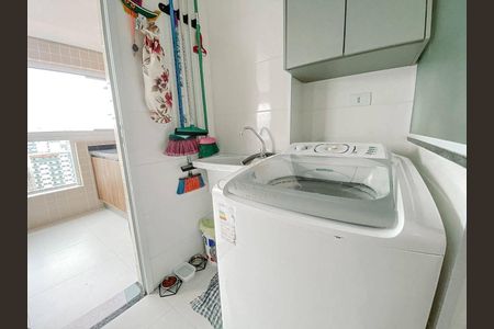 4_photo/94ce1fa8d9.ec7fa88855c24205-ATLAS-26ce343d-b000-4111-9a8b-70d35366ece4.jpg de apartamento à venda com 2 quartos, 77m² em Nova Mirim, Praia Grande