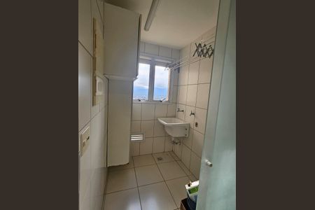 2_photo/94ce1fa8db.5edef31f673691e2-ATLAS-36a5d5e0-3271-406f-82cc-9be5233d0f9f.jpg de apartamento à venda com 2 quartos, 303m² em Guilhermina, Praia Grande