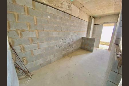 9_photo/94ce1fa8e3.053b4b3af470cd70-ATLAS-e05c77fc-e0b3-4e4d-936a-39135bd1521b.jpg de apartamento à venda com 2 quartos, 74m² em Nova Mirim, Praia Grande