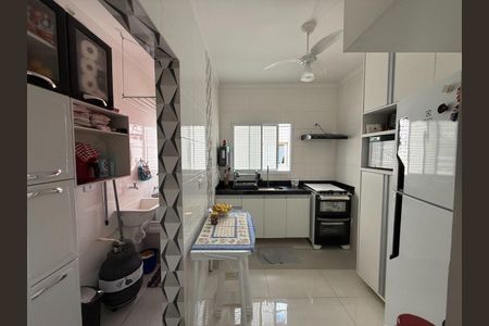 9_photo/94ce1fa9f9.dbff8cd60a7e217a-ATLAS-213264a9-3873-44f6-8a6d-9fe16aff96f4.jpg de casa à venda com 2 quartos, 72m² em Cidade Ocian, Praia Grande