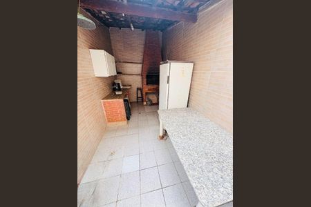 20_photo/94ce1fa9fb.d0d897c6c3af0c07-ATLAS-9f0ec726-b717-440a-873c-0e8328f402bf.jpg de casa à venda com 2 quartos, 60m² em Cidade Ocian, Praia Grande