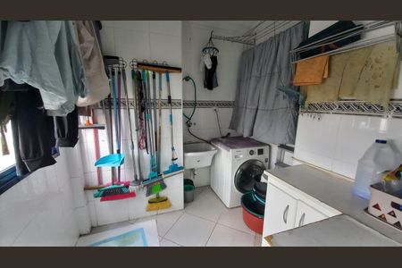 5_photo/94ce1fab2d.e8818d4a5c5dde9d-ATLAS-057e0dd5-9b43-4685-8d65-da9b9a82c3f6.jpg de apartamento para alugar com 5 quartos, 240m² em Cidade Ocian, Praia Grande