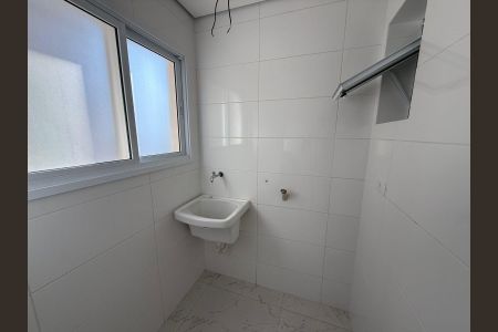 8_photo/94ce20297f.f87c5f63b588f4d4-ATLAS-cf355166-1c8f-452f-aa7d-384c8384548f.jpg de apartamento à venda com 2 quartos, 75m² em Vila Caiçara, Praia Grande