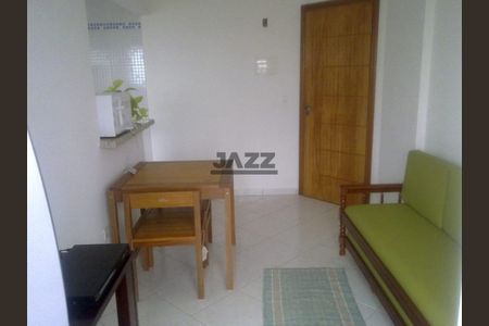 2_photo/94ce2029c9.cb7c0f3cf8792890-ATLAS-20ae09fc-d8be-4d86-a0f8-0579b7a20e12.jpg de apartamento à venda com 1 quarto, 55m² em Guilhermina, Praia Grande